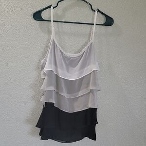 New York & Company Cream Tiered Sleeveless Camisole